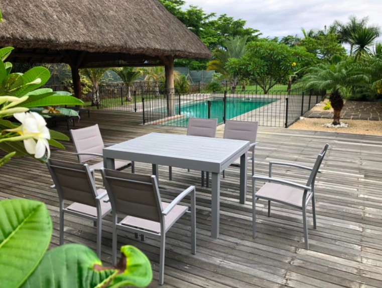 Outstanding villa in Tamarin — image 9