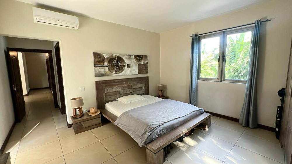 Elegant 3-Bedroom Apartment for Sale in a Stylish Residence — image 4