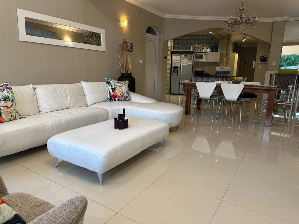 3 BEDROOM GROUND FLOOR VILLA - FOR RENT - BLACK RIVER — image 15
