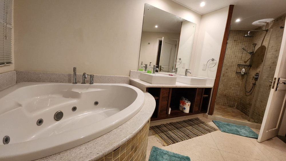 APARTMENT FOR SALE IN BLACK ROCK — image 13