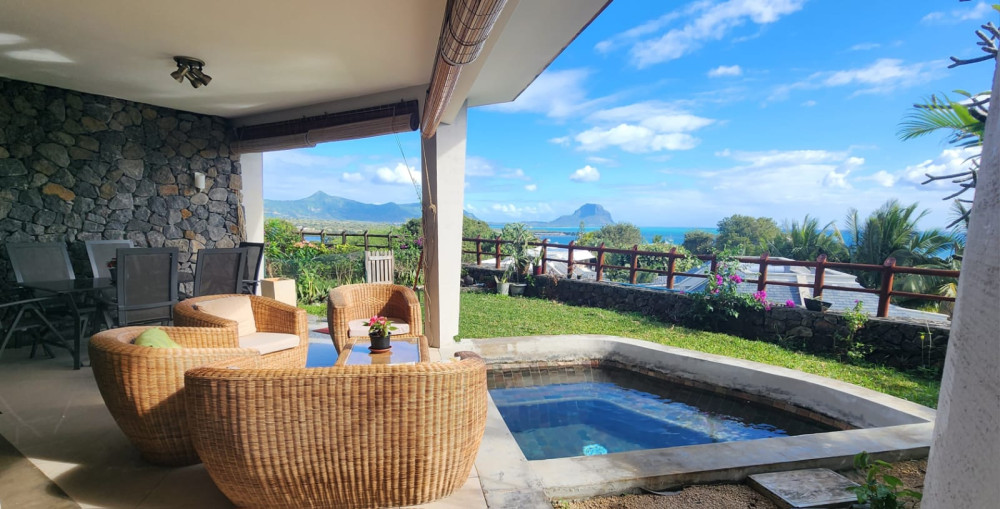 APARTMENT FOR SALE IN BLACK ROCK