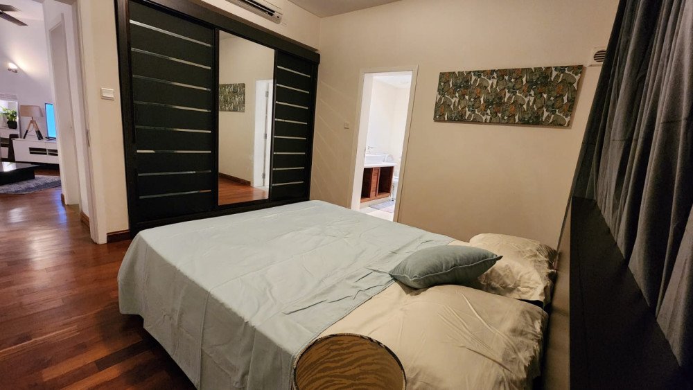 APARTMENT FOR SALE IN BLACK ROCK — image 7