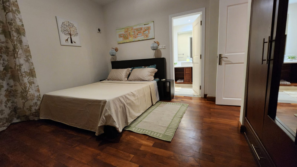 APARTMENT FOR SALE IN BLACK ROCK — image 8