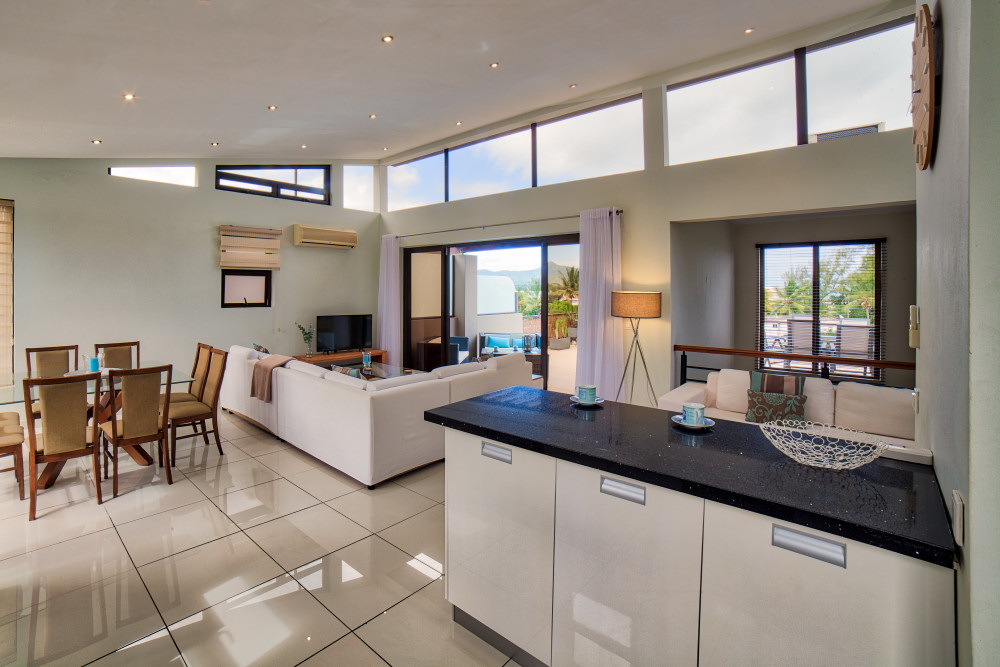 4 BEDROOM PENTHOUSE FOR SALE - WEST OF MAURITIUS — image 18