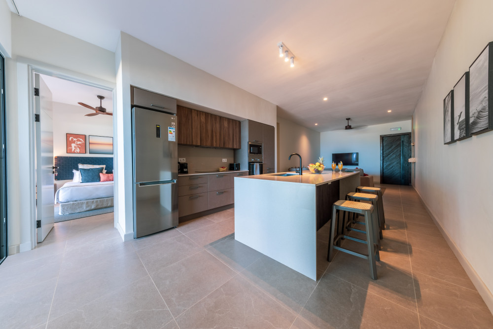 Beachfront 3-Bedroom Apartment with Beach & Mountain Views – West Coast Mauritius — image 10