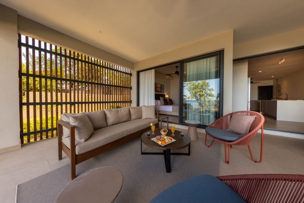 Beachfront 3-Bedroom Apartment with Beach & Mountain Views – West Coast Mauritius — image 8