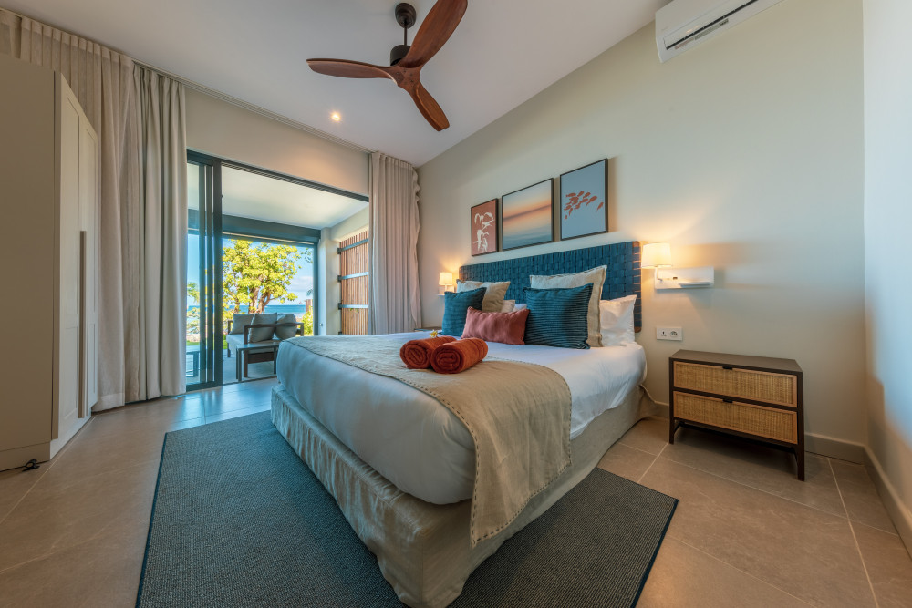 Beachfront 3-Bedroom Apartment with Beach & Mountain Views – West Coast Mauritius — image 3