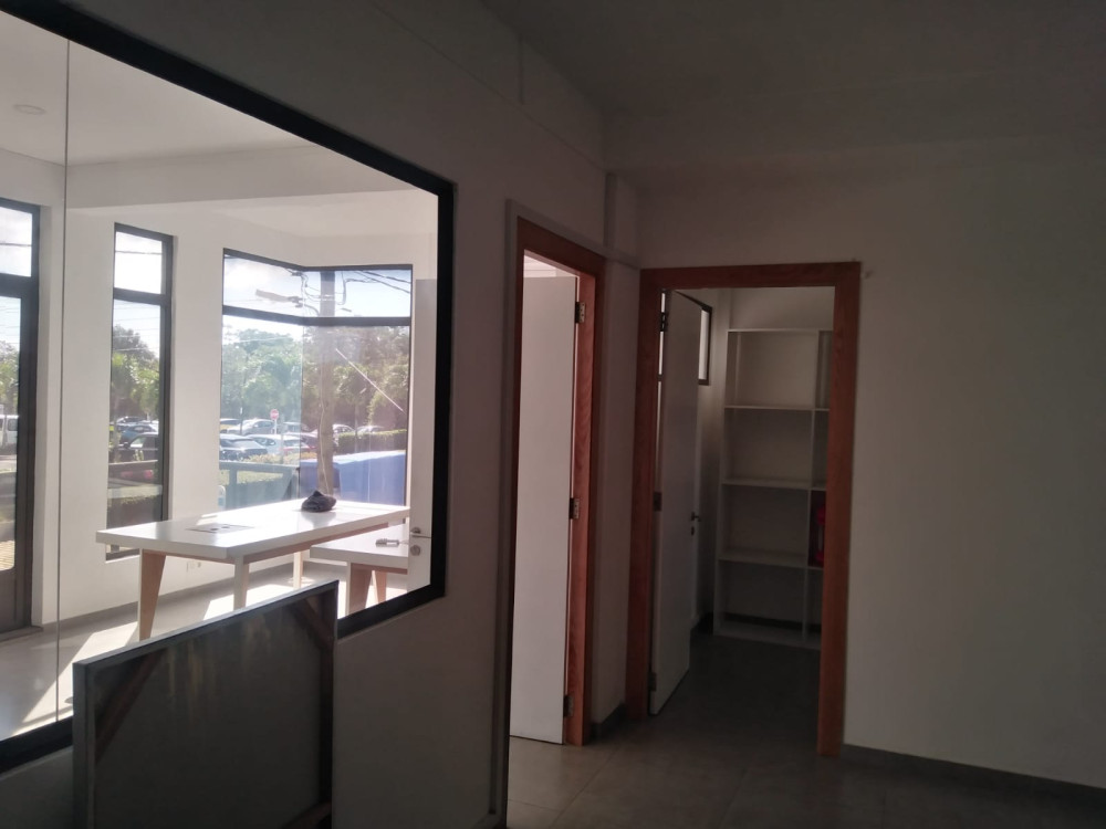 COMMERCIAL OFFICE SPACE FOR RENT