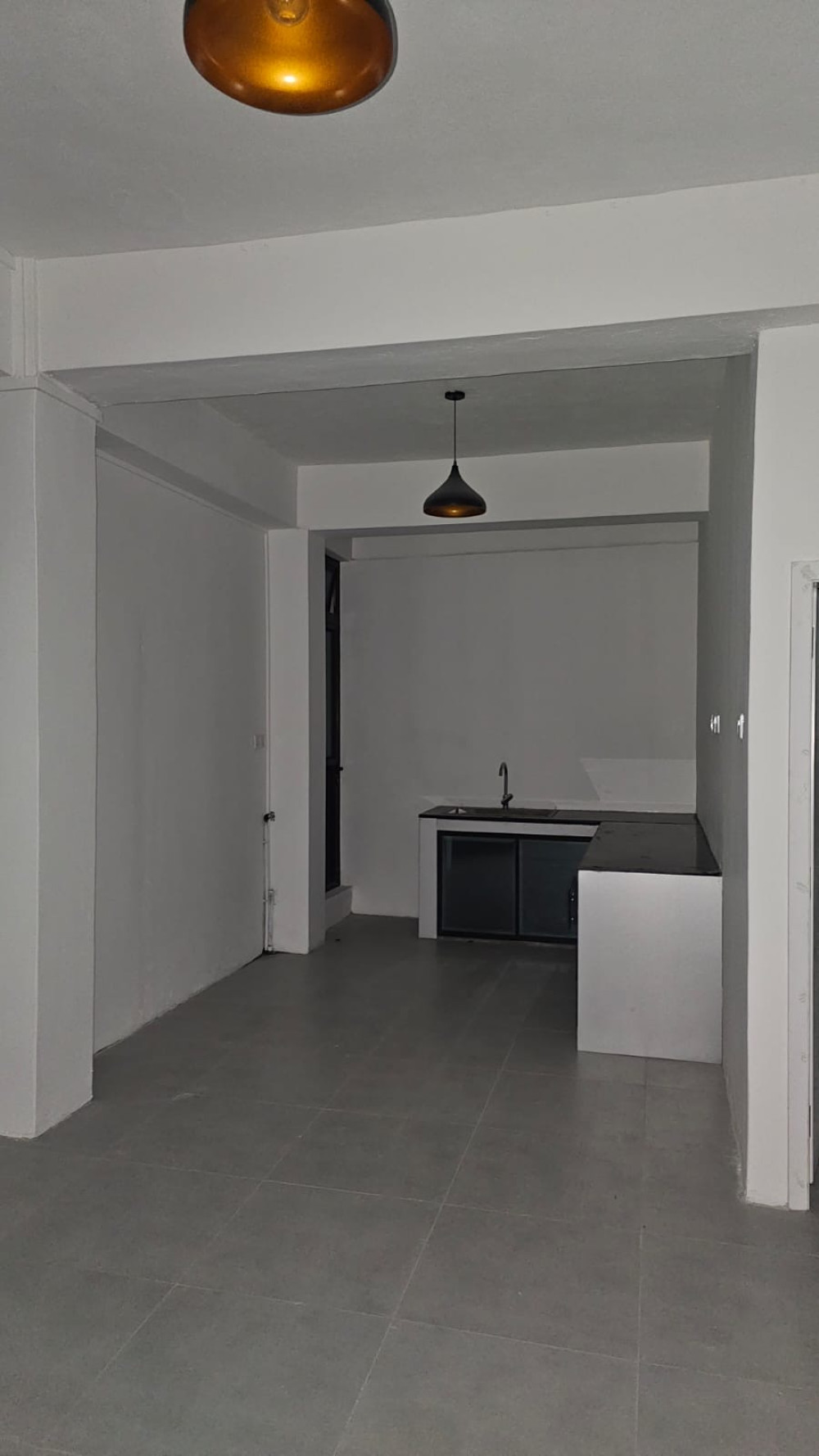 Office Space for Rent – Prime Location in Central Port Louis! — image 2