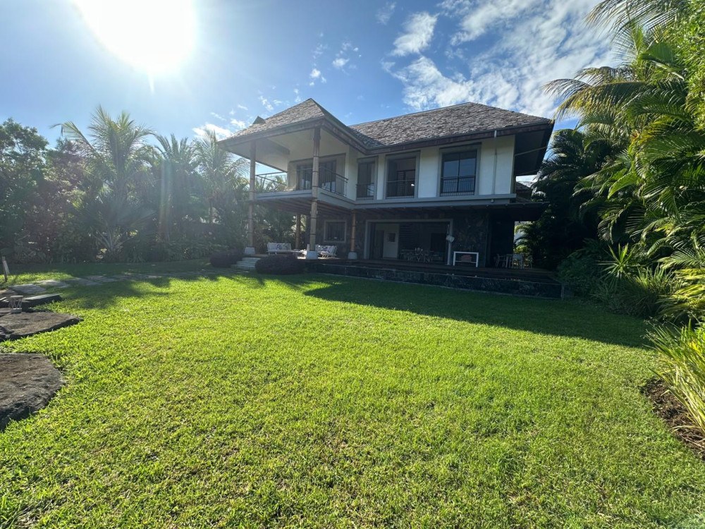 Exceptional Waterfront Villa in Mauritius' Premier Residential Marina — image 7