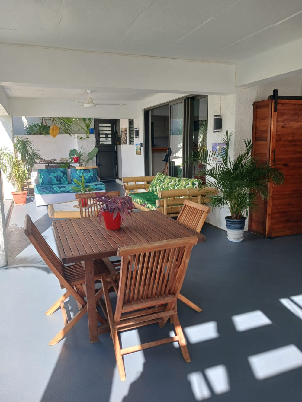 1-Bedroom Studio For Rent in Tamarin, Mauritius — image 5