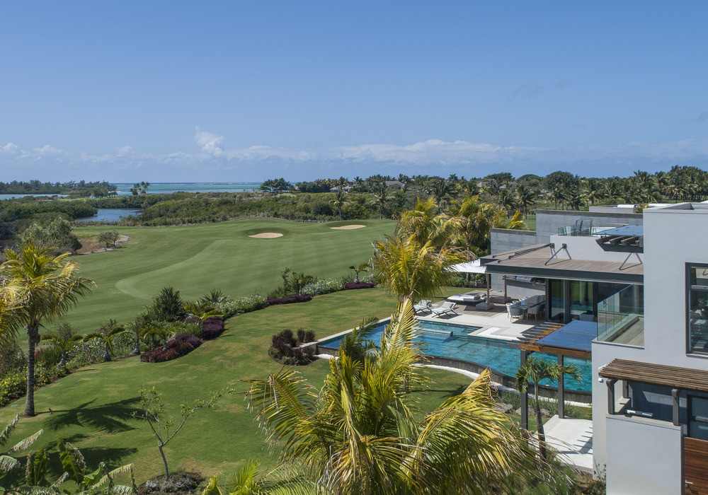 5 Bedroom villa with sea view — image 3