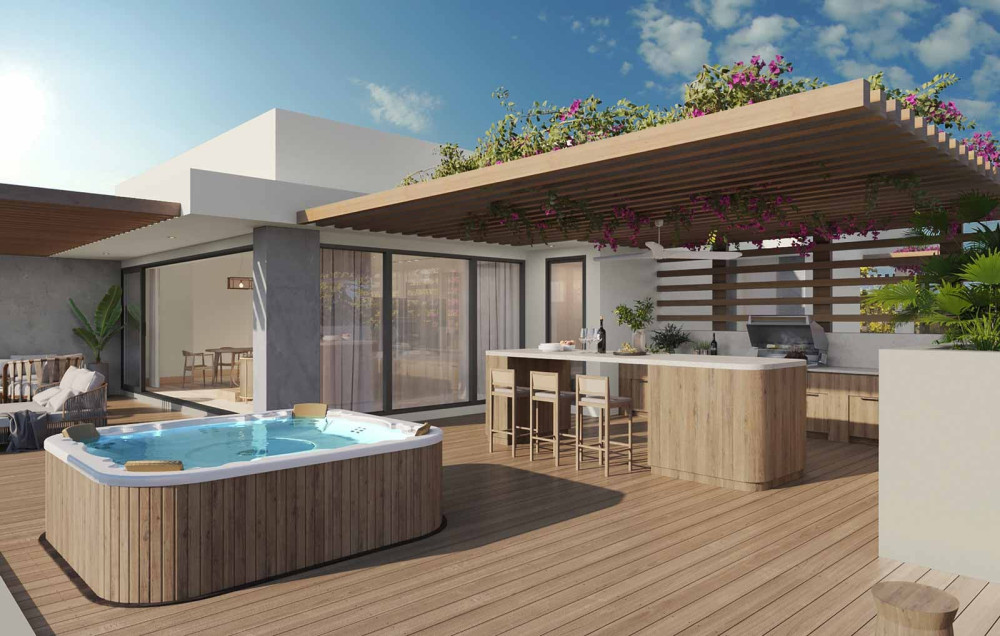 Luxurious Beachfront Penthouse for Sale — image 2