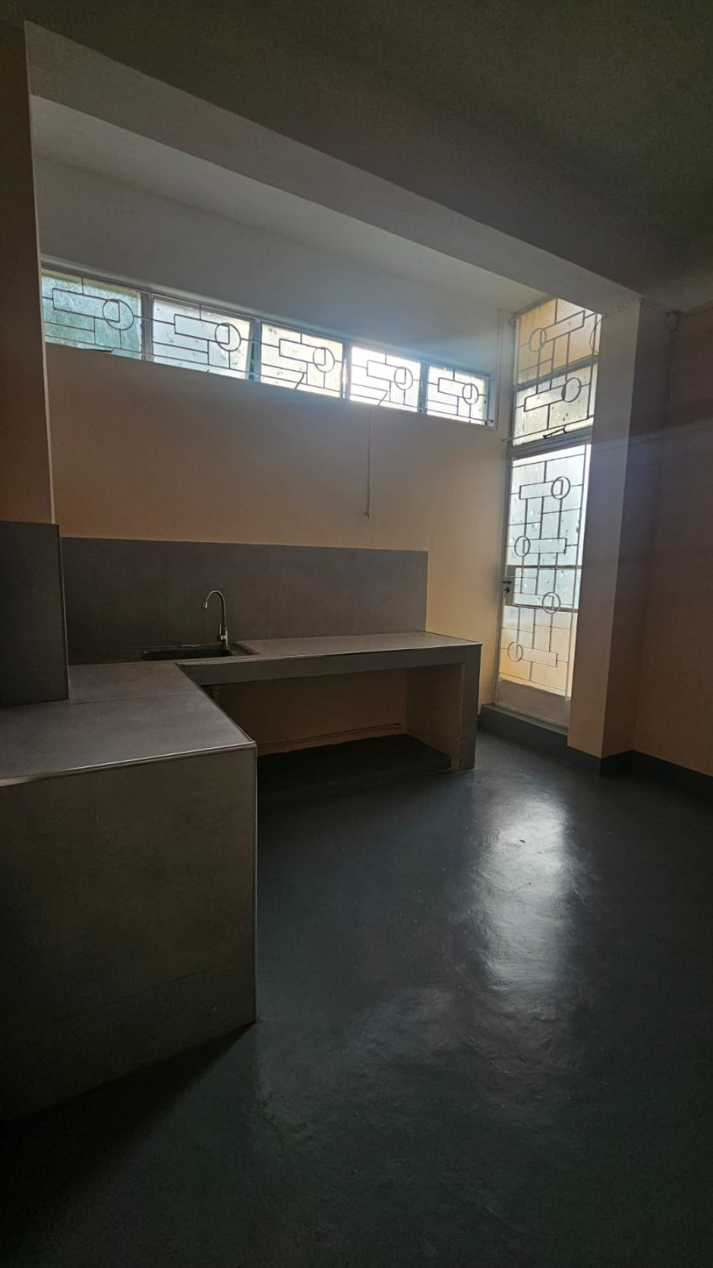 Office Space for Rent – Newly Renovated in Central Port Louis! — image 3