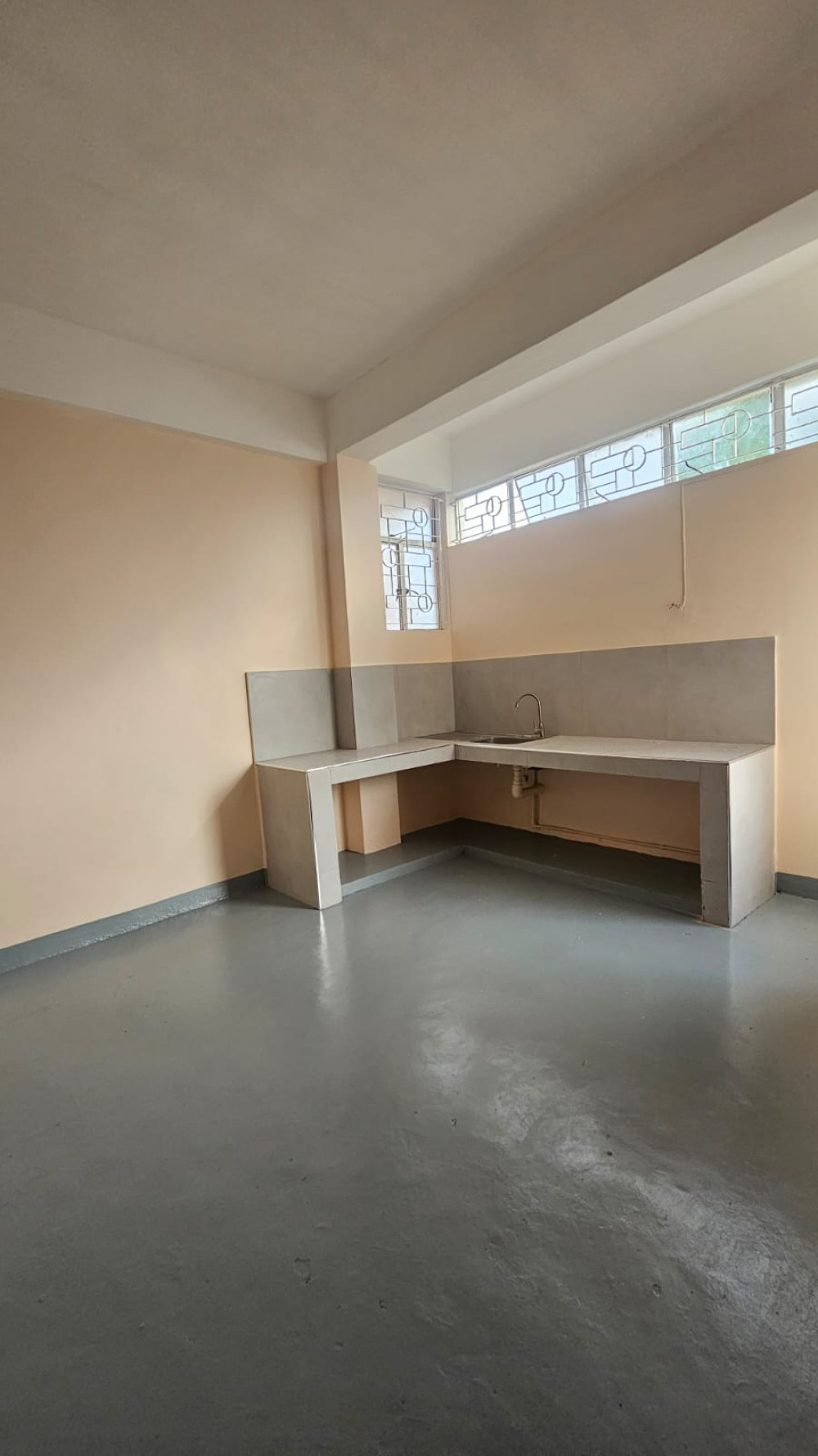 Office Space for Rent – Newly Renovated in Central Port Louis! — image 2