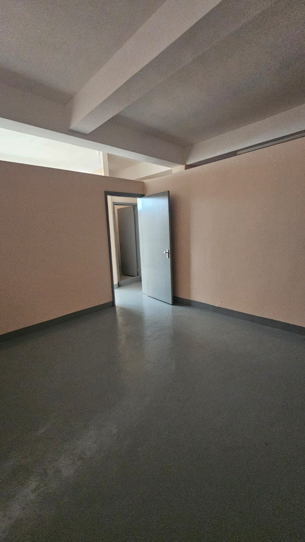 Office Space for Rent – Newly Renovated in Central Port Louis! — image 6