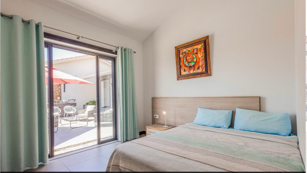 Beautiful family villa in Tamarin — image 5
