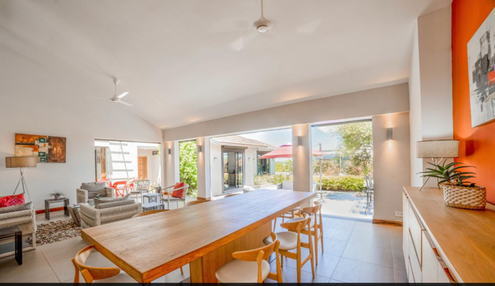 Beautiful family villa in Tamarin — image 7