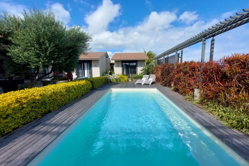 Beautiful family villa in Tamarin — image 1