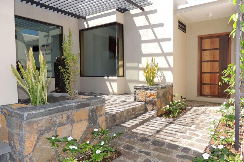 Beautiful family villa in Tamarin — image 13