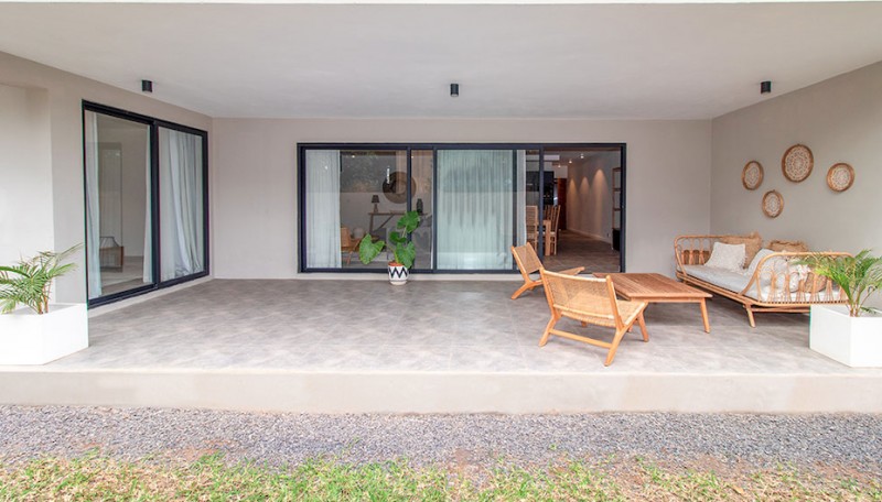 Spacious ground floor apartment — image 13