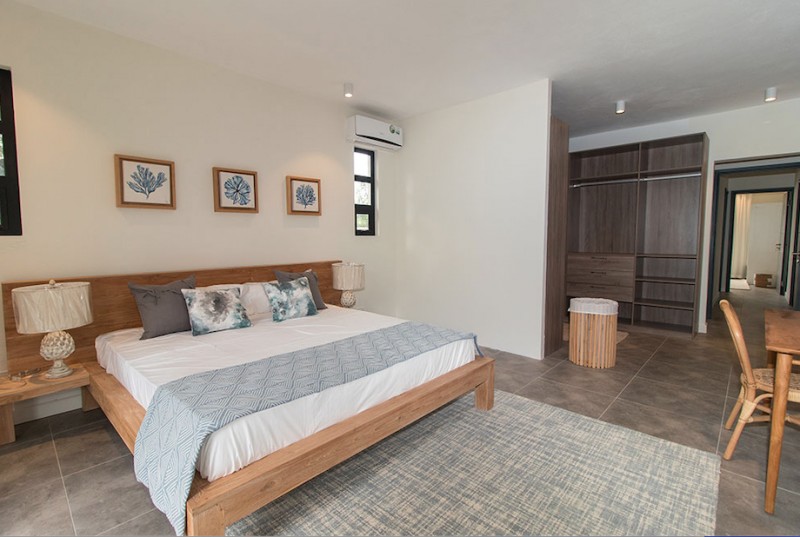 Spacious ground floor apartment — image 9