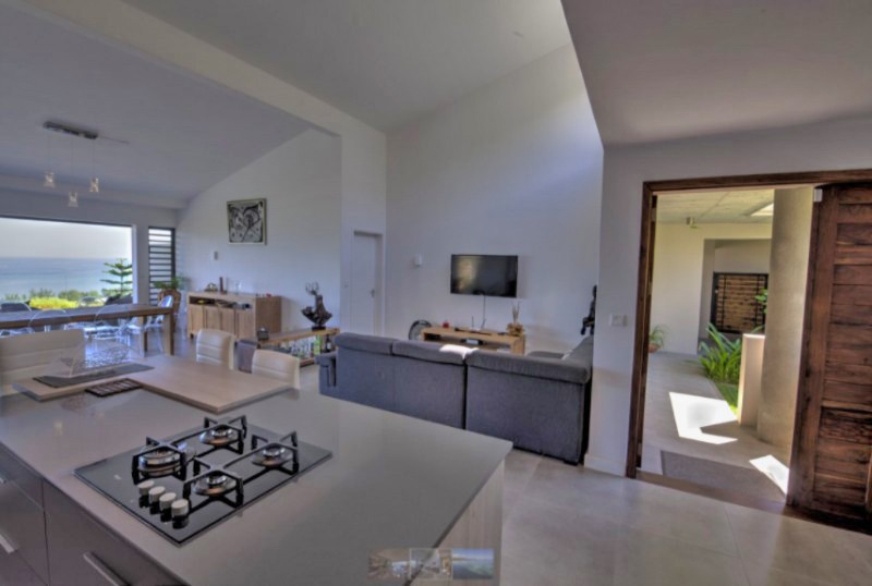 4 Bedroom Villa with exceptional views — image 2
