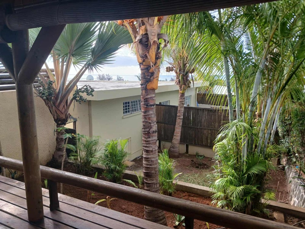 COSY 1 BEDROOM STUDIO - FOR RENT - TAMARIN — image 1