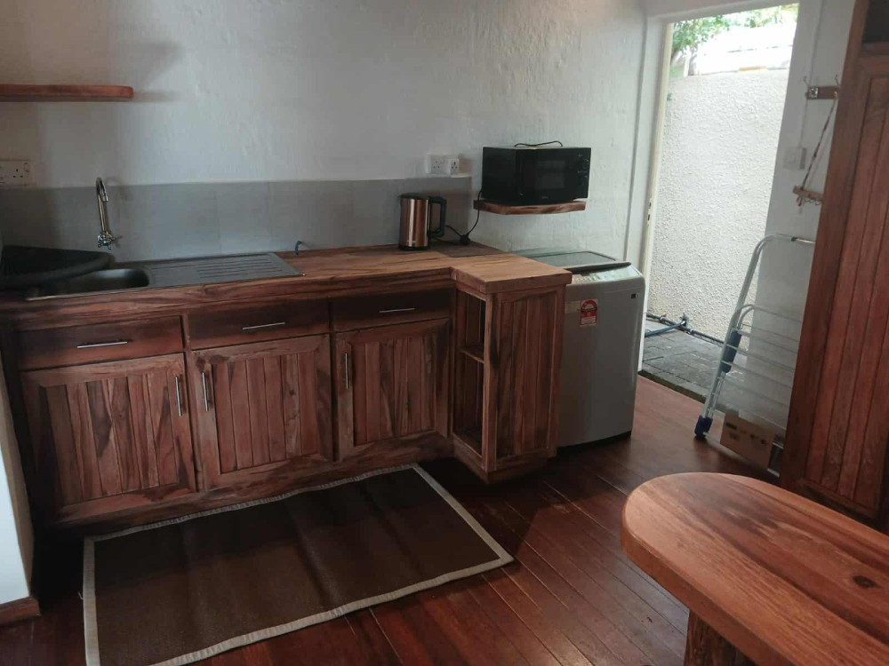 COSY 1 BEDROOM STUDIO - FOR RENT - TAMARIN — image 3