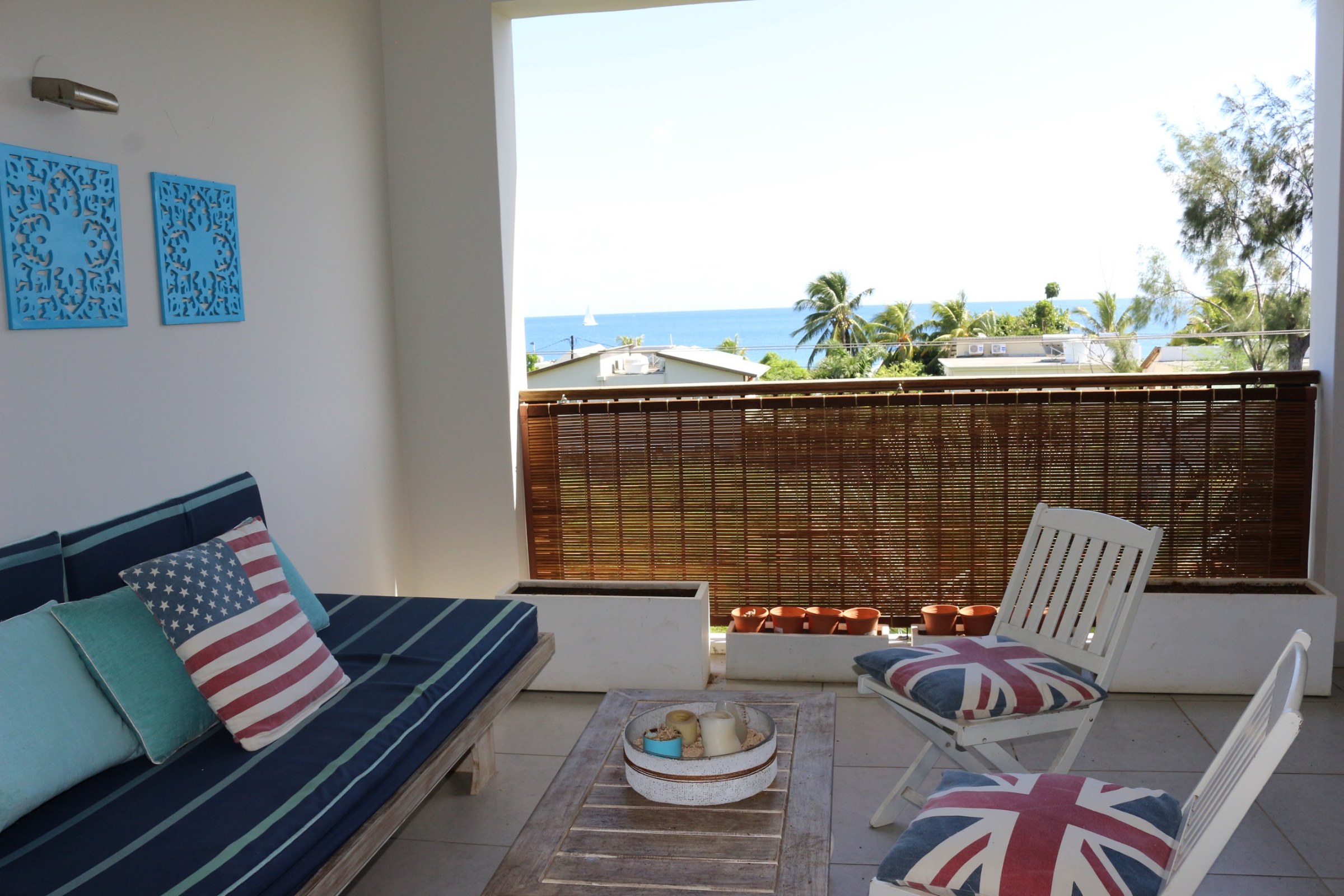 3-Bedroom Apartment with Sea Views – Long-Term Rental