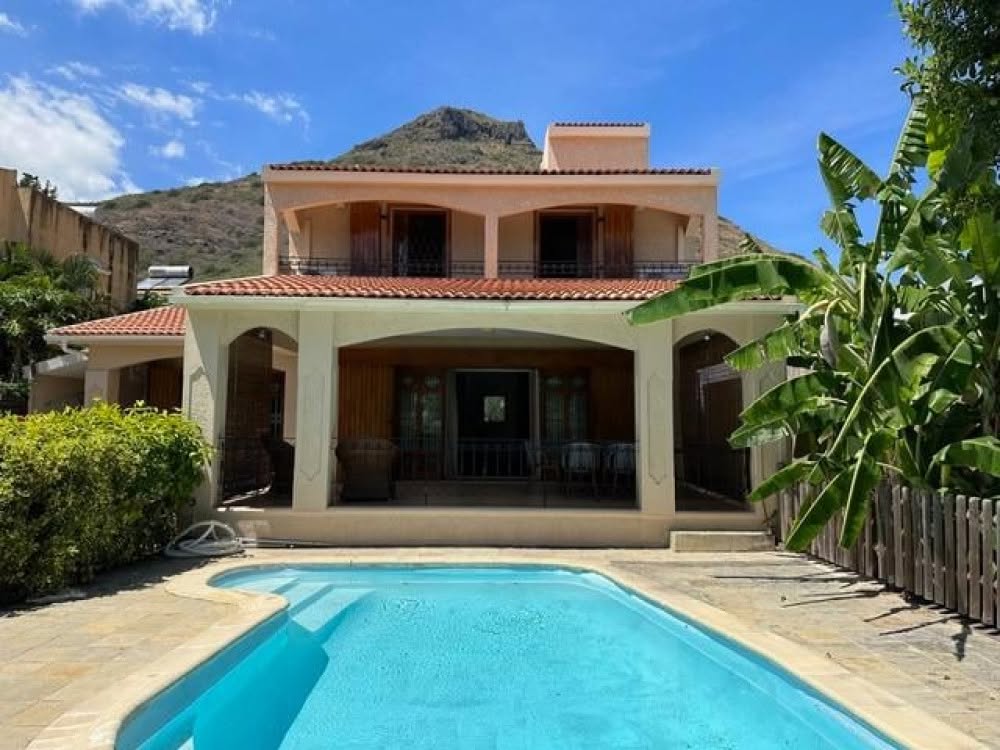 3 Bedroom Villa For Rent - Tamarin