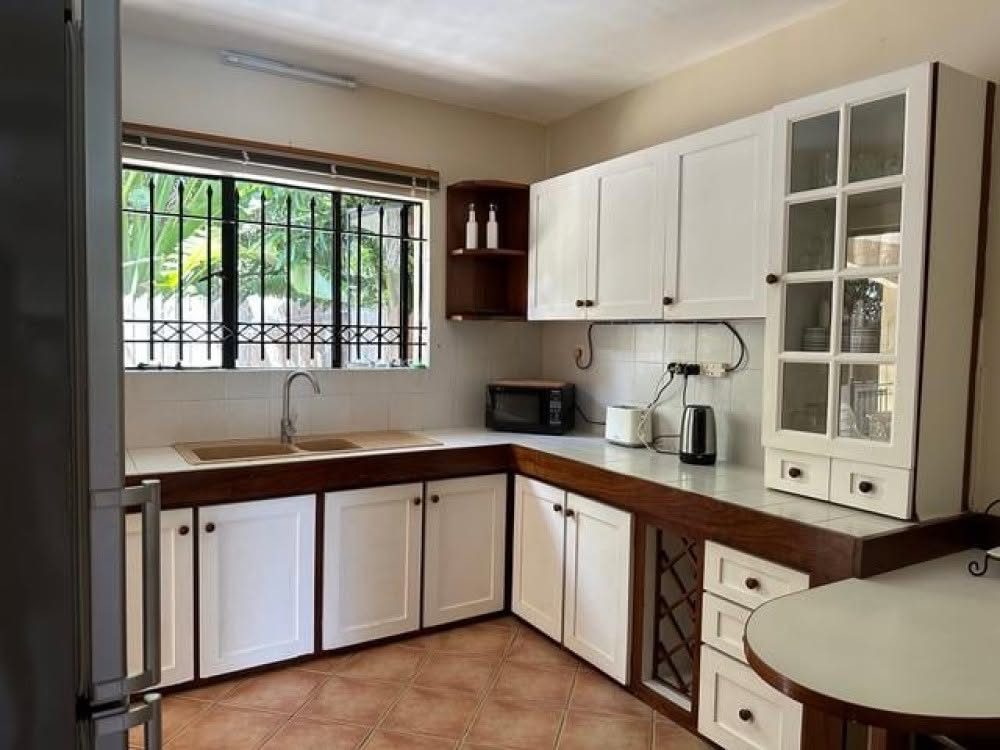 3 Bedroom Villa For Rent - Tamarin — image 7