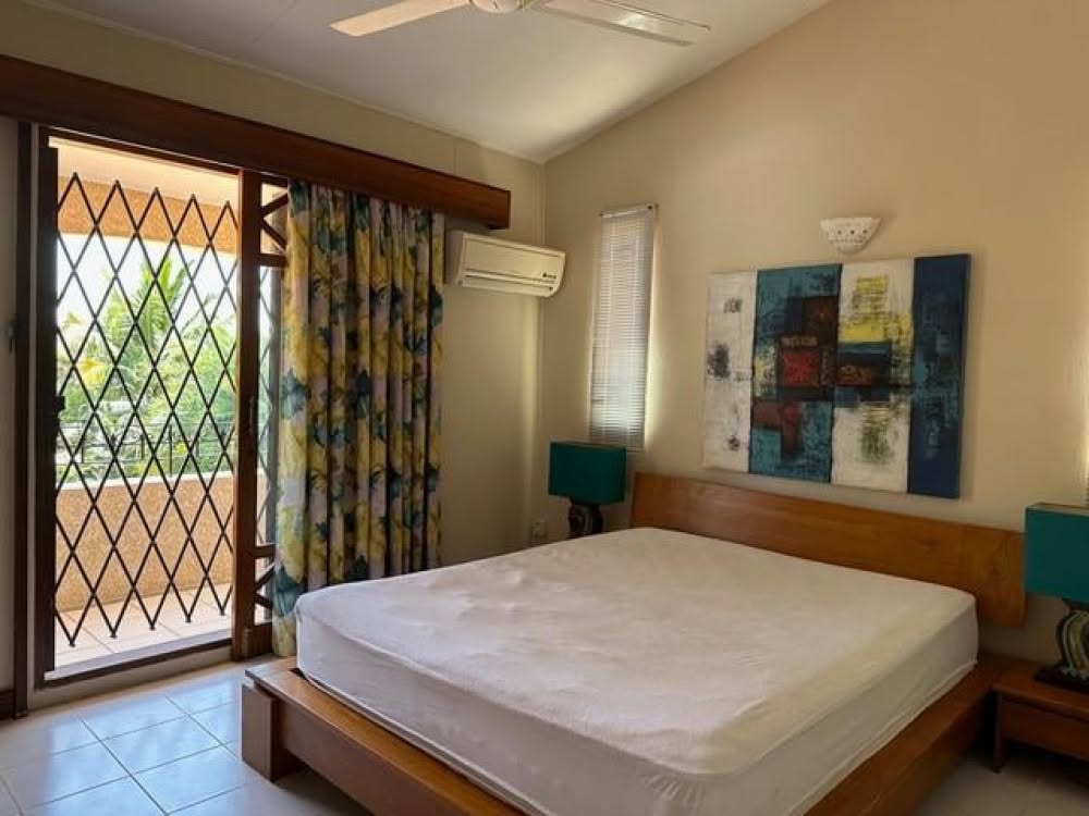 3 Bedroom Villa For Rent - Tamarin — image 2