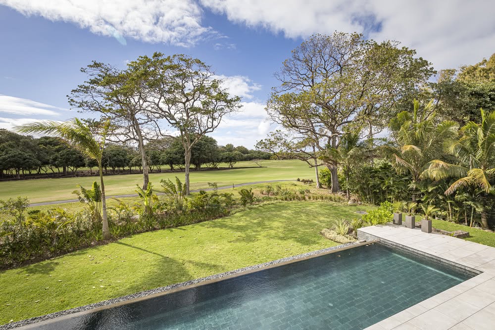 LUXURY 4 BEDROOM VILLA FOR SALE - SOUTH EAST OF MAURITIUS — image 9
