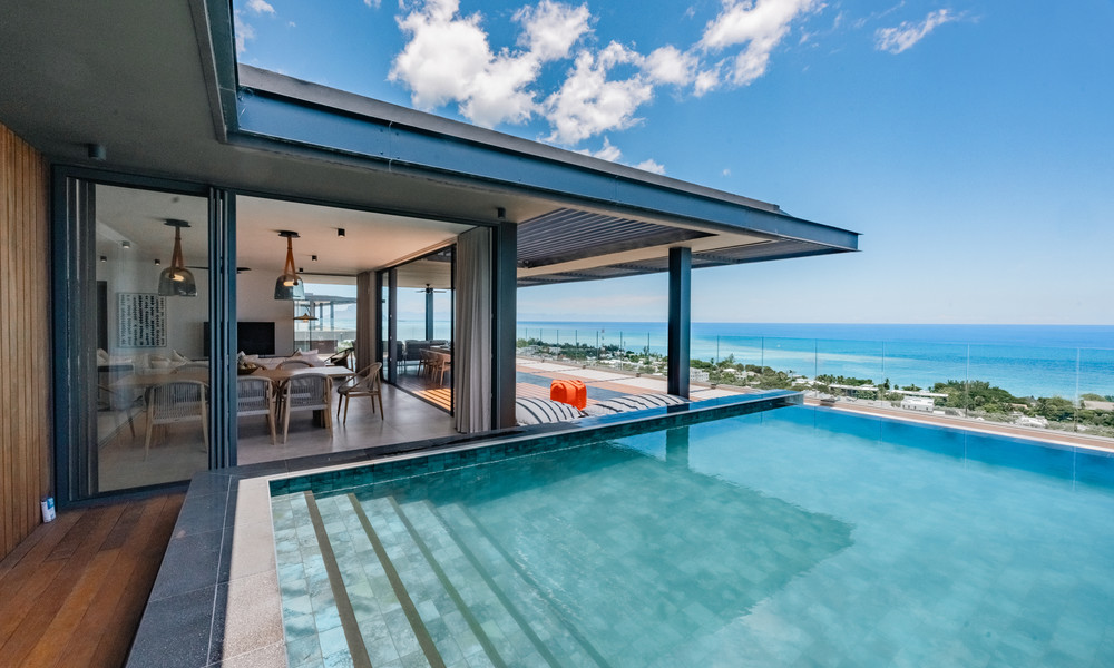 FOR SALE – 4-BEDROOM LUXURY SEA-VIEW VILLA | TAMARIN, BLACK RIVER — image 1