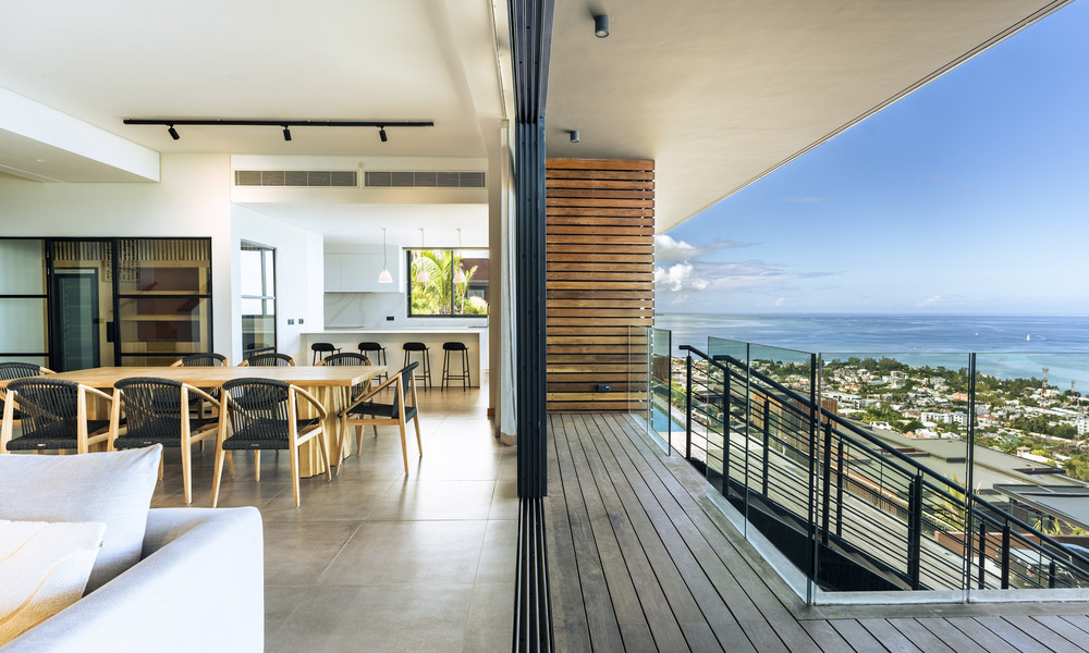FOR SALE – 4-BEDROOM LUXURY SEA-VIEW VILLA | TAMARIN, BLACK RIVER — image 14