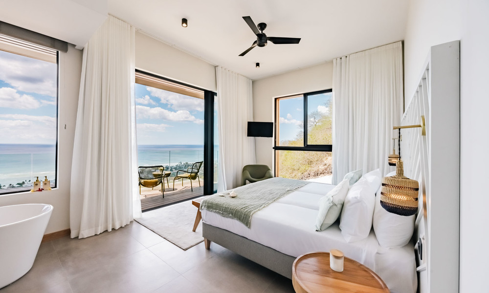 FOR SALE – 4-BEDROOM LUXURY SEA-VIEW VILLA | TAMARIN, BLACK RIVER — image 13