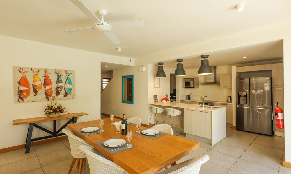 LUXURIOUS 3 BEDROOMS VILLA FOR SALE — image 6