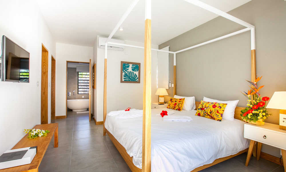 LUXURIOUS 3 BEDROOMS VILLA FOR SALE — image 12