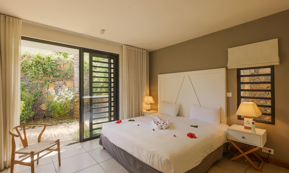 LUXURIOUS 3 BEDROOMS VILLA FOR SALE — image 7