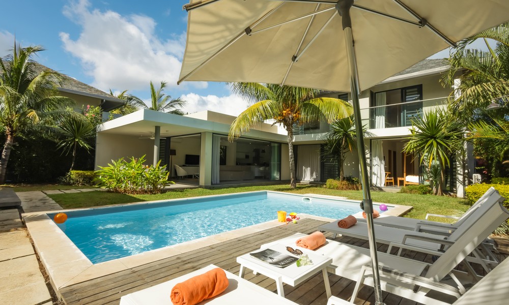 Luxurious 3 Bedroom Villa for Sale — image 2