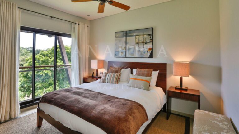 2-Bedroom Apartment with Sea Views — image 5
