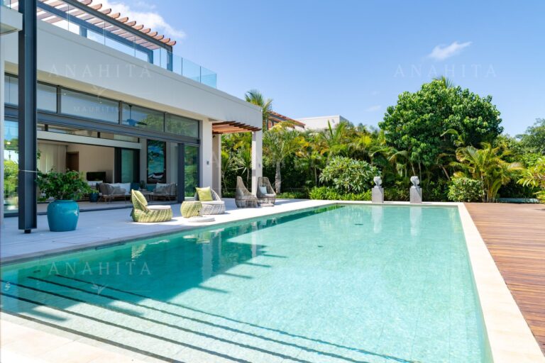 Luxury Golf Villa in East Mauritius — image 2