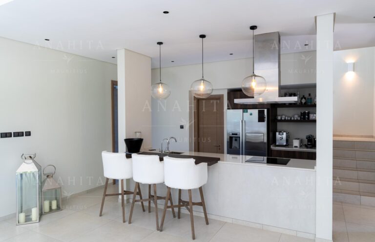Luxury Golf Villa in East Mauritius — image 11