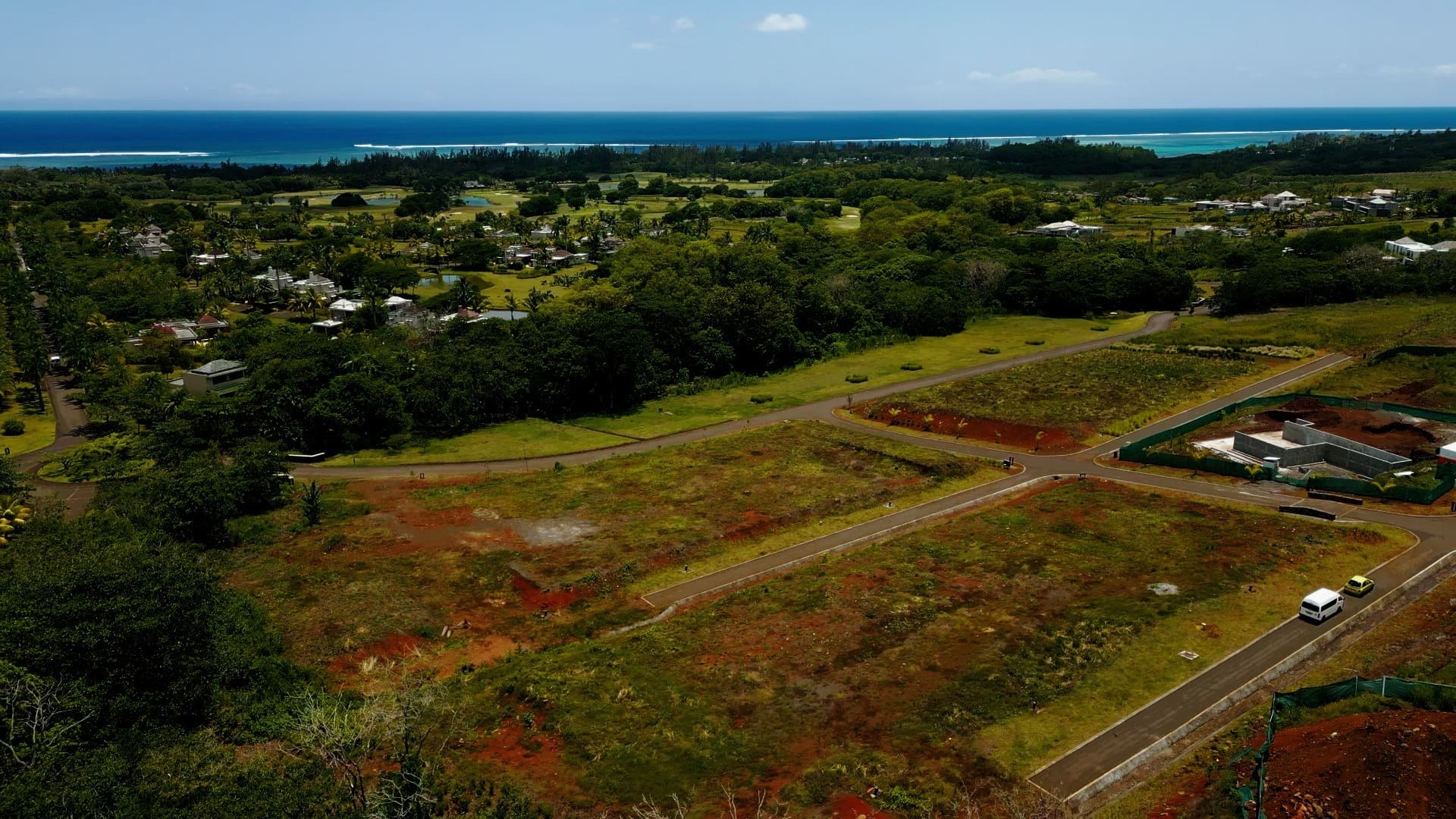 Land with Breathtaking Lagoon Views For Sale — image 3