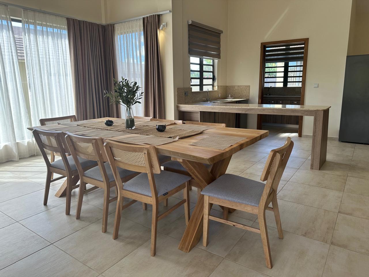 Contemporary New 4-Bedroom Residence in Tamarin — image 15