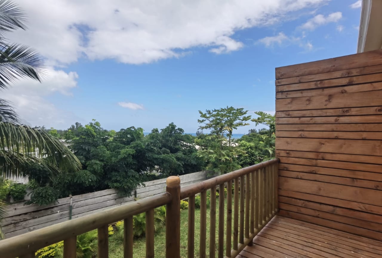 2 bedroom apartment with Views of Le Morne — image 6