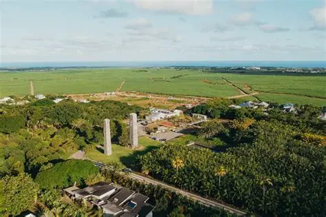 Generous expanse of agricultural land — image 2