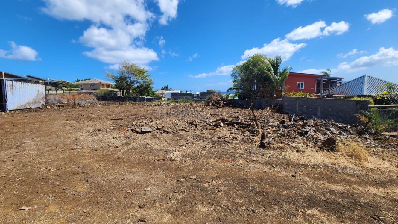 LAND - FOR SALE - BLACK RIVER — image 1