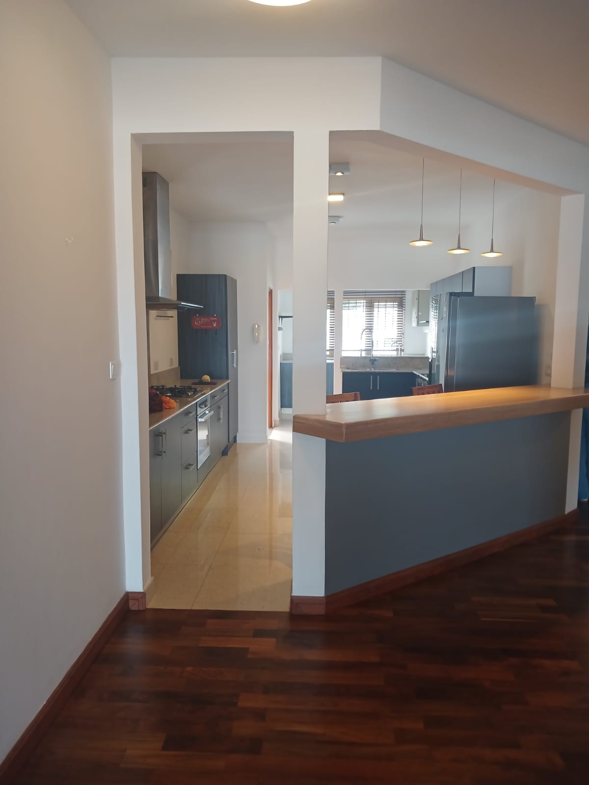 Charming Ground-Floor Apartment with Lagoon and Le Morne Views in Black River — image 3